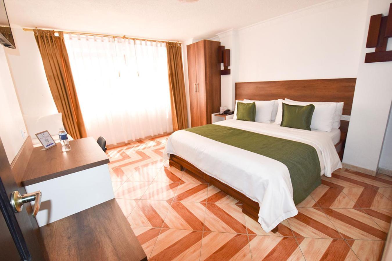 Hotel Plaza Victoria Ибара Екстериор снимка