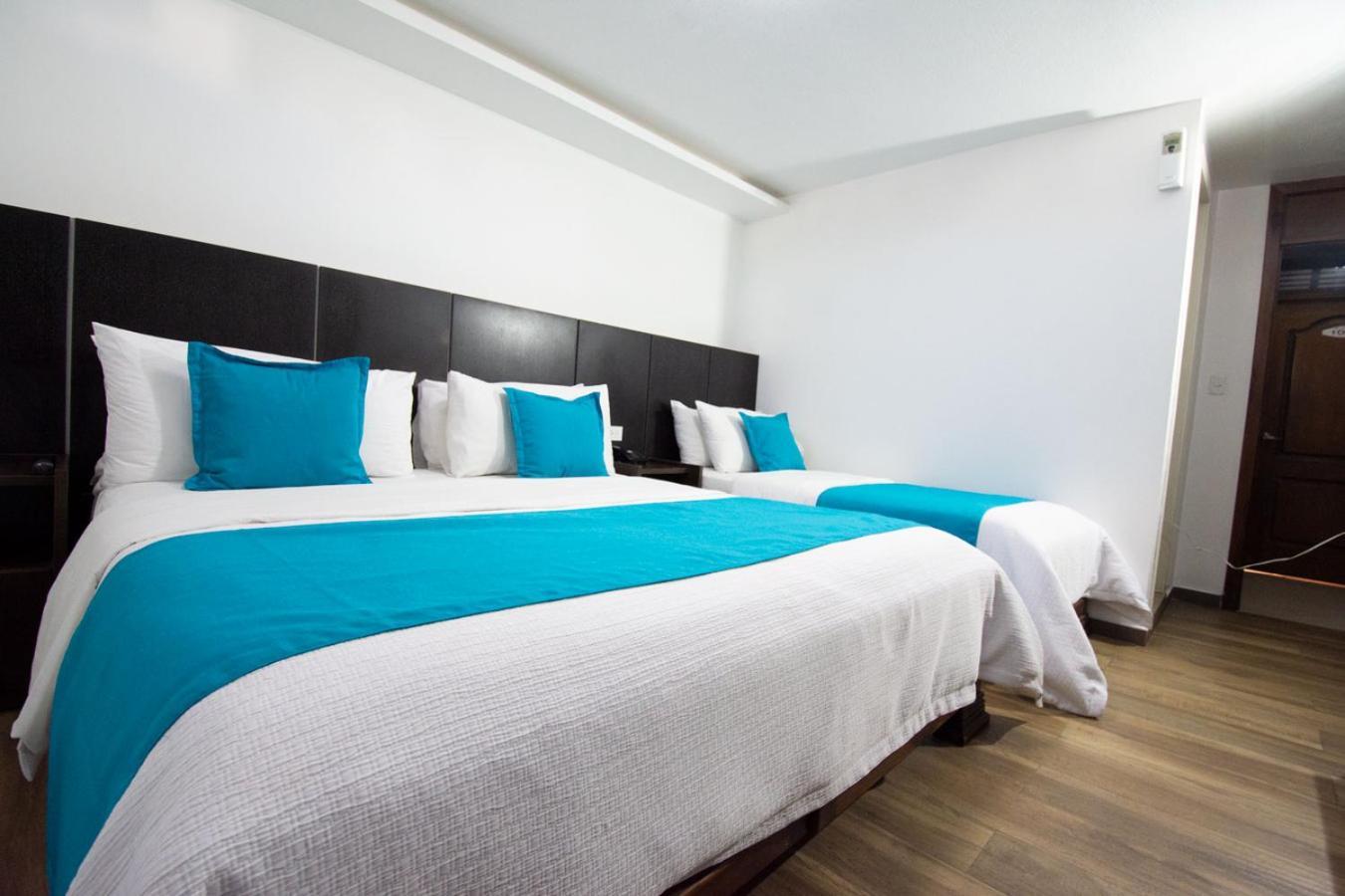 Hotel Plaza Victoria Ибара Екстериор снимка