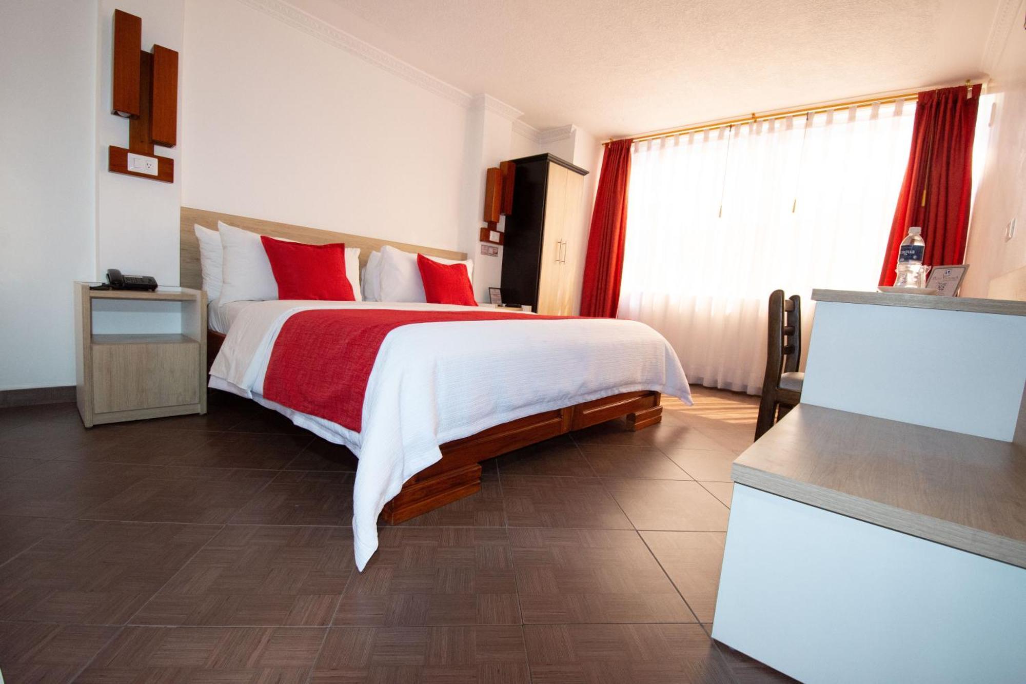 Hotel Plaza Victoria Ибара Екстериор снимка